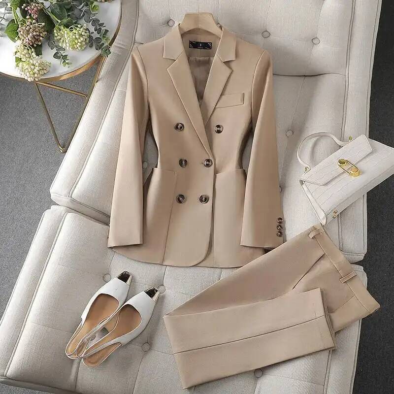 Formal Winter Wear Women Jacket - Abiti da lavoro formali da donna