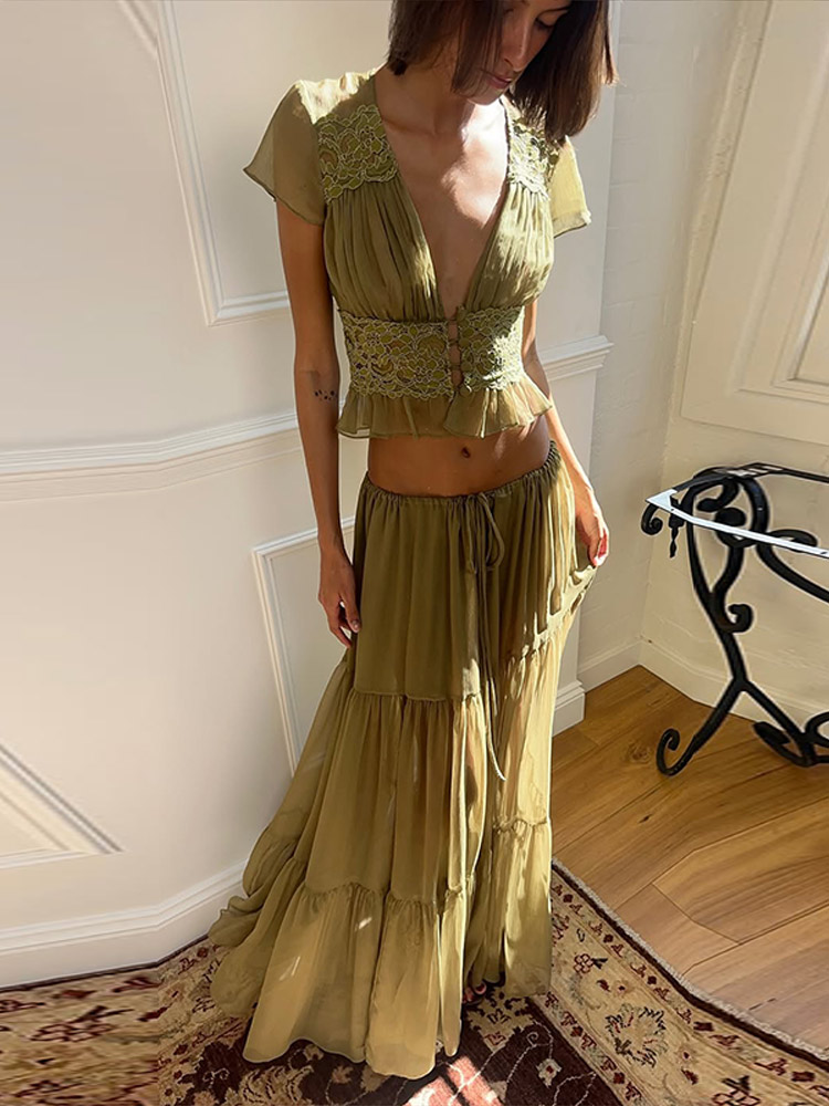 Women Formal Wear For Summer - Elegante Completo da Donna con Dettagli