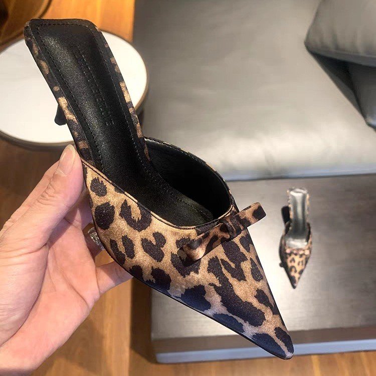 Ciabatte da donna con stampa l - Women Formal Wear For Office recensione e prezzo