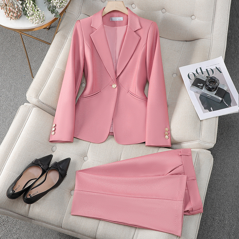 Completo da Donna Rosa Autunna - Formal Winter Wear Women Jacket recensione e prezzo
