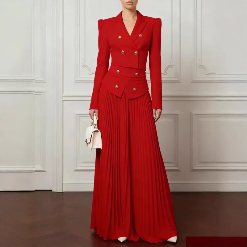 Elegante Completo a 2 Pezzi: B - Woman Formal Wear recensione e prezzo